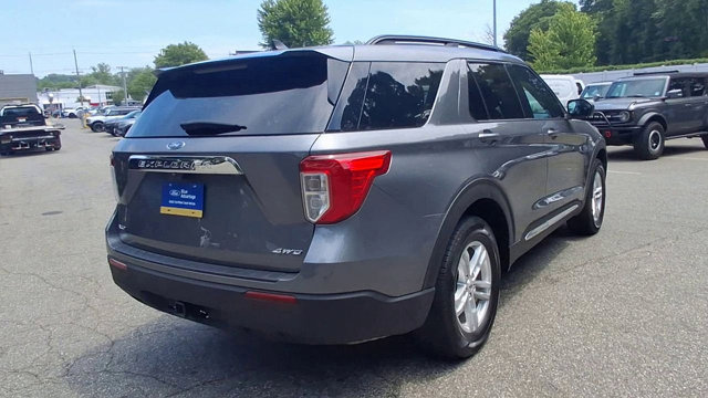 Certified 2023 Ford Explorer XLT w/ Class IV Trailer Tow Package AWD/4WD image 9