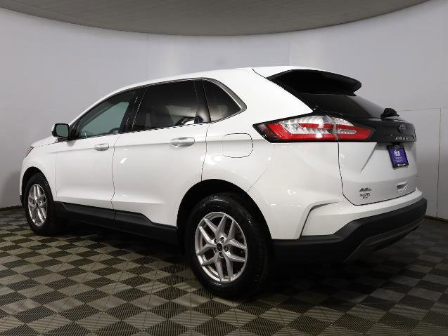 Certified 2023 Ford Edge SEL w/ Convenience Package image 2
