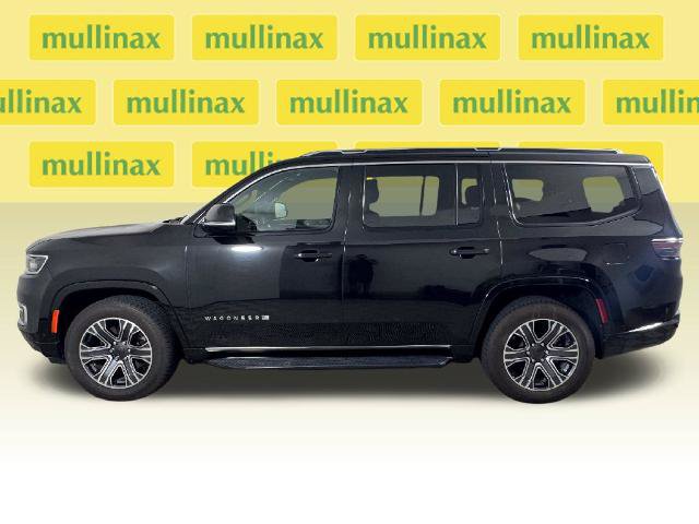 Used 2024 Jeep Wagoneer Series II w/ Flexible Seating Group RWD image 12