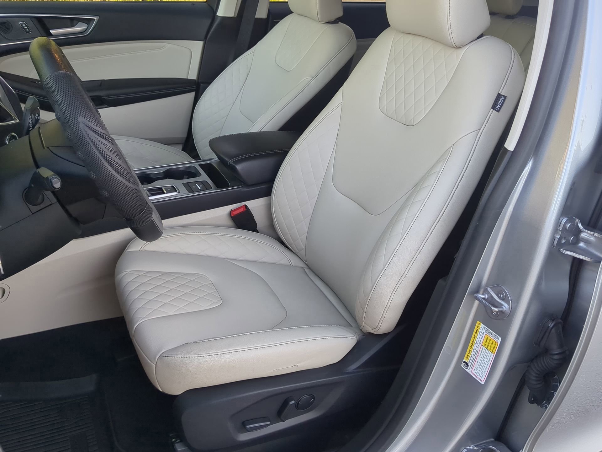 Certified 2023 Ford Edge Titanium image 57