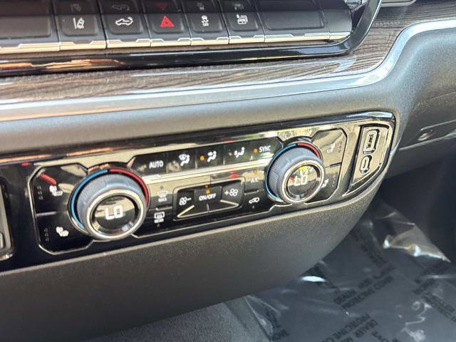 Used 2025 Chevrolet Silverado 2500 LT w/ Convenience Package image 23