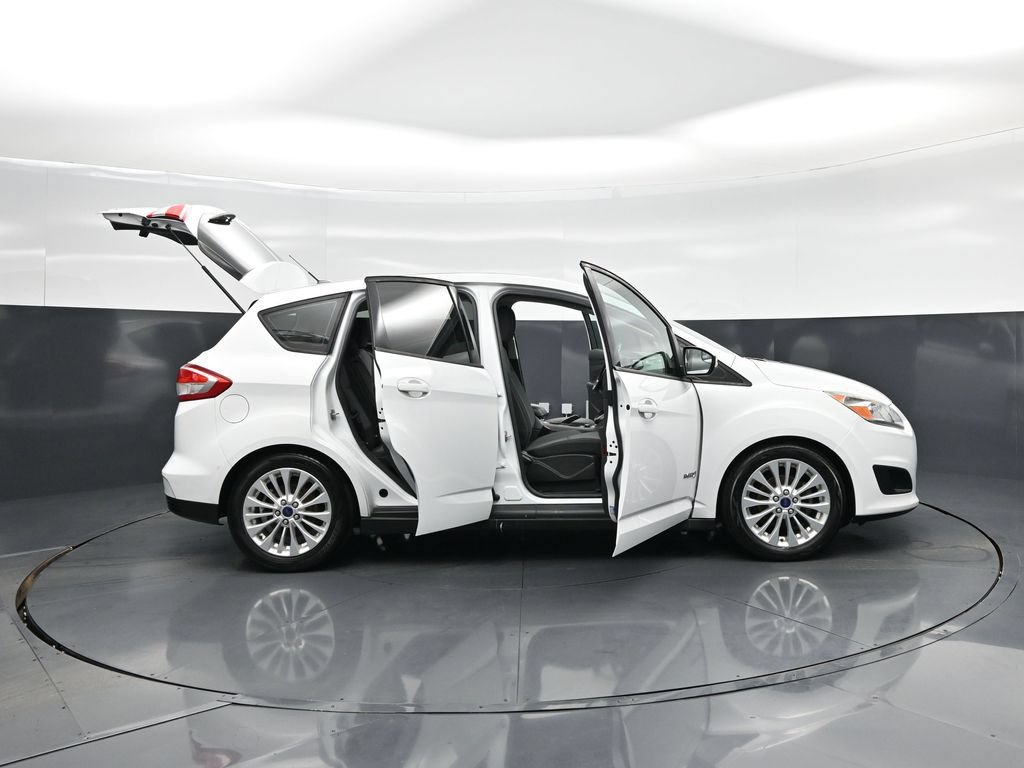 Certified 2017 Ford C-MAX SE FWD image 4