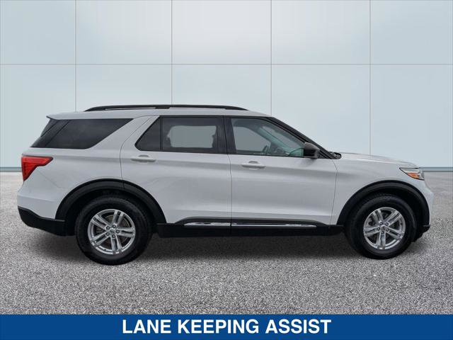 Certified 2023 Ford Explorer XLT w/ Equipment Group 202A RWD image 6