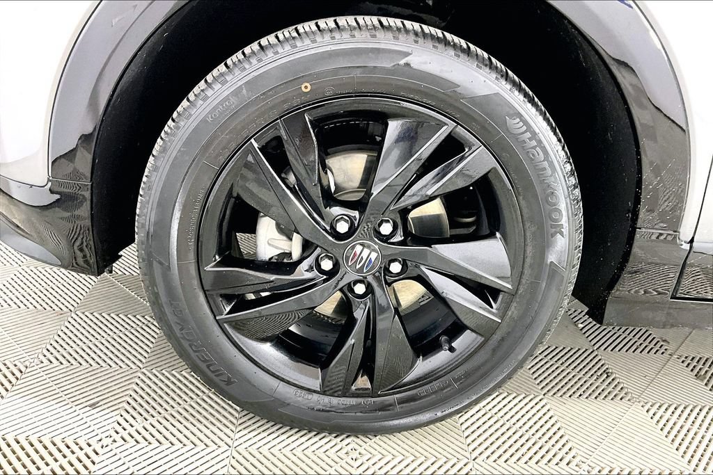 Used 2024 Buick Encore GX Sport Touring AWD/4WD image 7