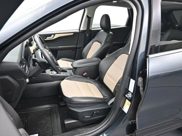 Certified 2022 Ford Escape Titanium w/ Titanium Elite Package image 14