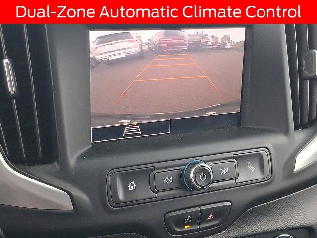 Used 2023 GMC Terrain SLE w/ Driver Convenience Package AWD/4WD image 17
