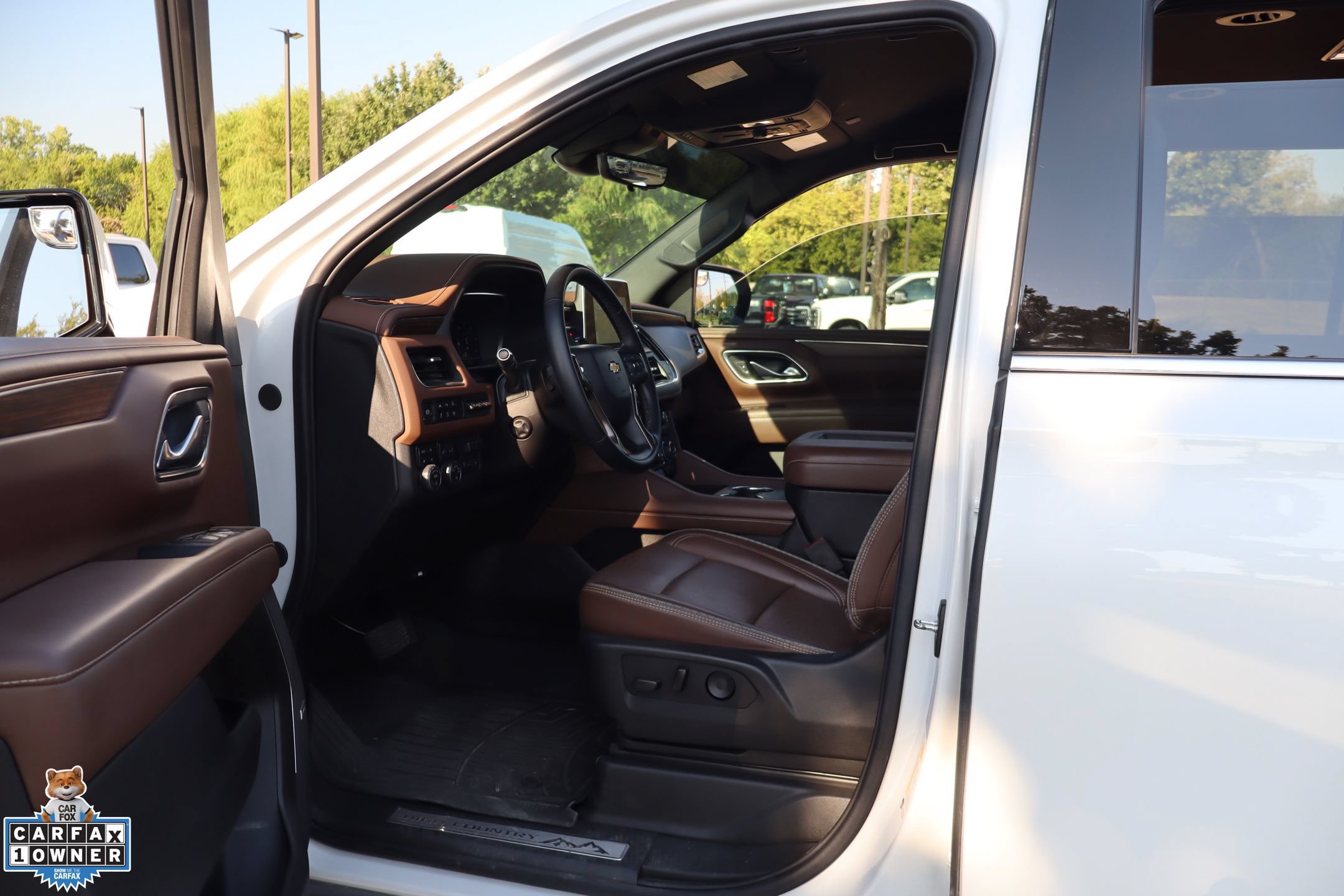 Used 2024 Chevrolet Tahoe High Country AWD/4WD image 25