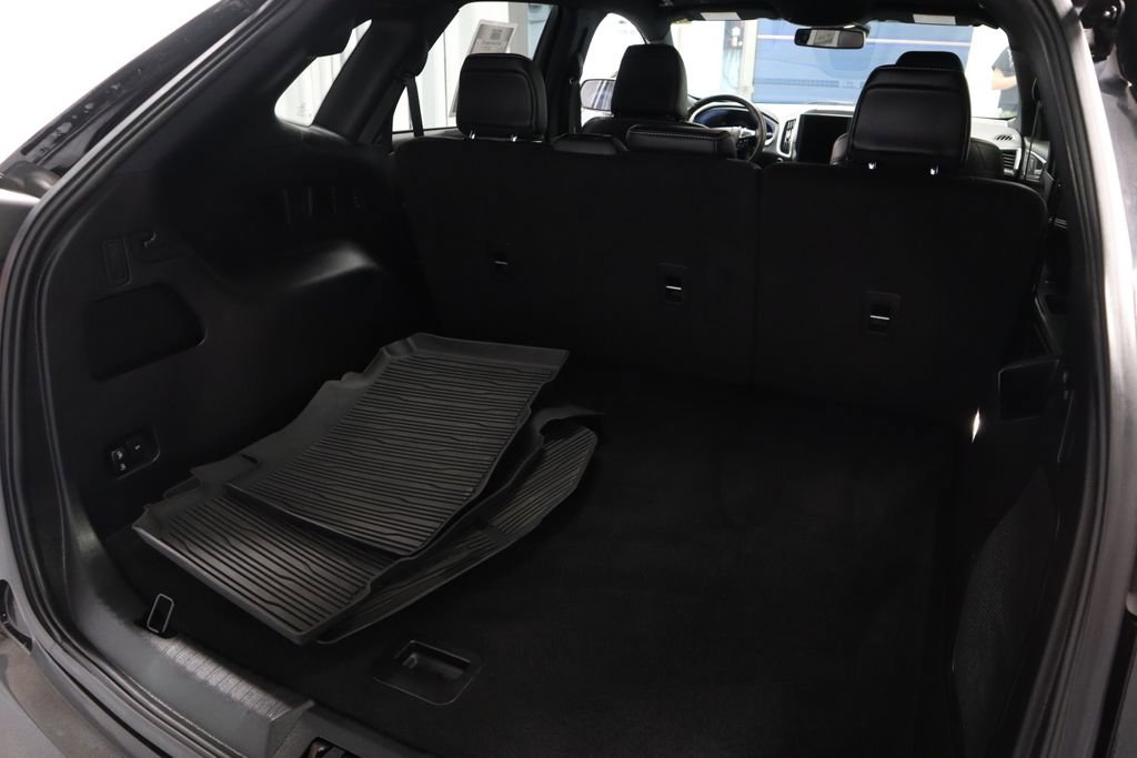 Certified 2023 Ford Edge ST image 13
