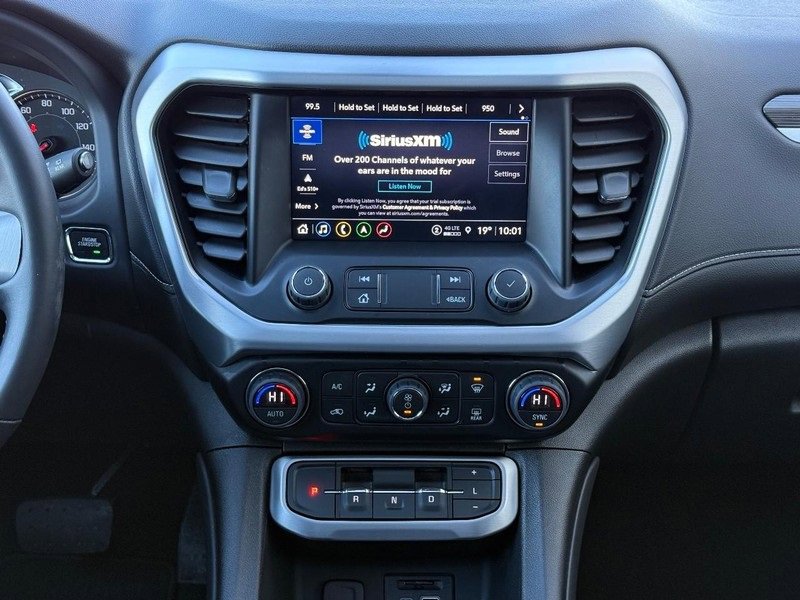 Used 2023 GMC Acadia SLT w/ Elevation Edition image 12