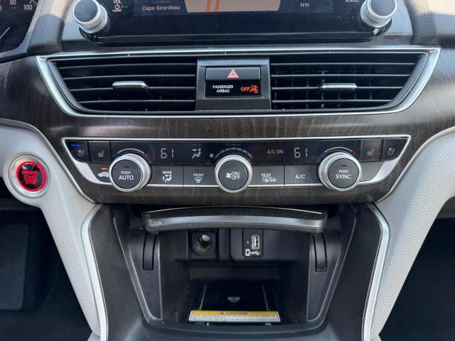 Used 2018 Honda Accord Touring image 16