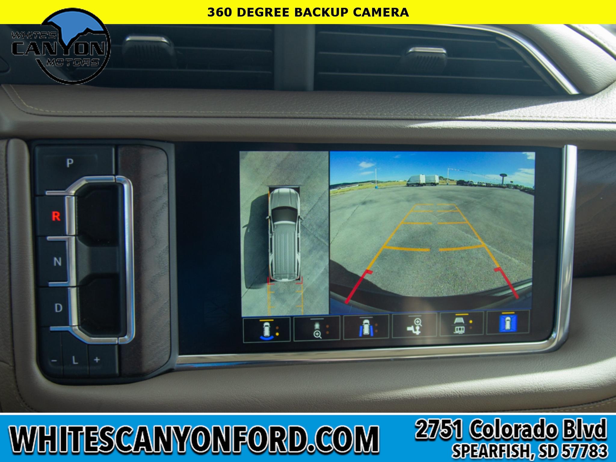 Used 2023 GMC Yukon XL Denali AWD/4WD image 13