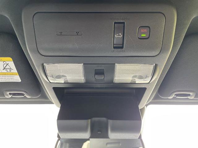 Used 2022 Nissan Frontier PRO-4X w/ Pro-4X Premium Package AWD/4WD image 21
