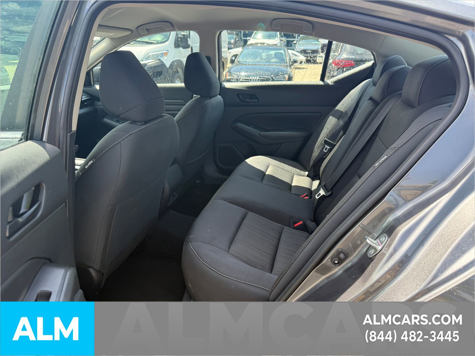 Used 2025 Nissan Altima 2.5 SV FWD image 10