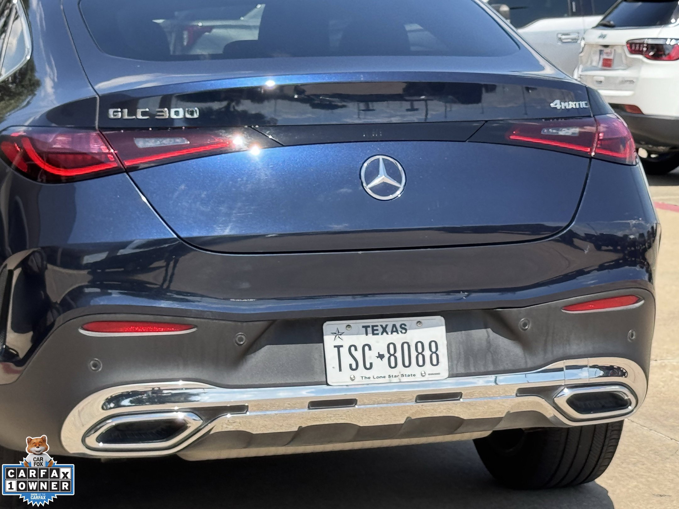Used 2024 Mercedes-Benz GLC 300 4MATIC image 9