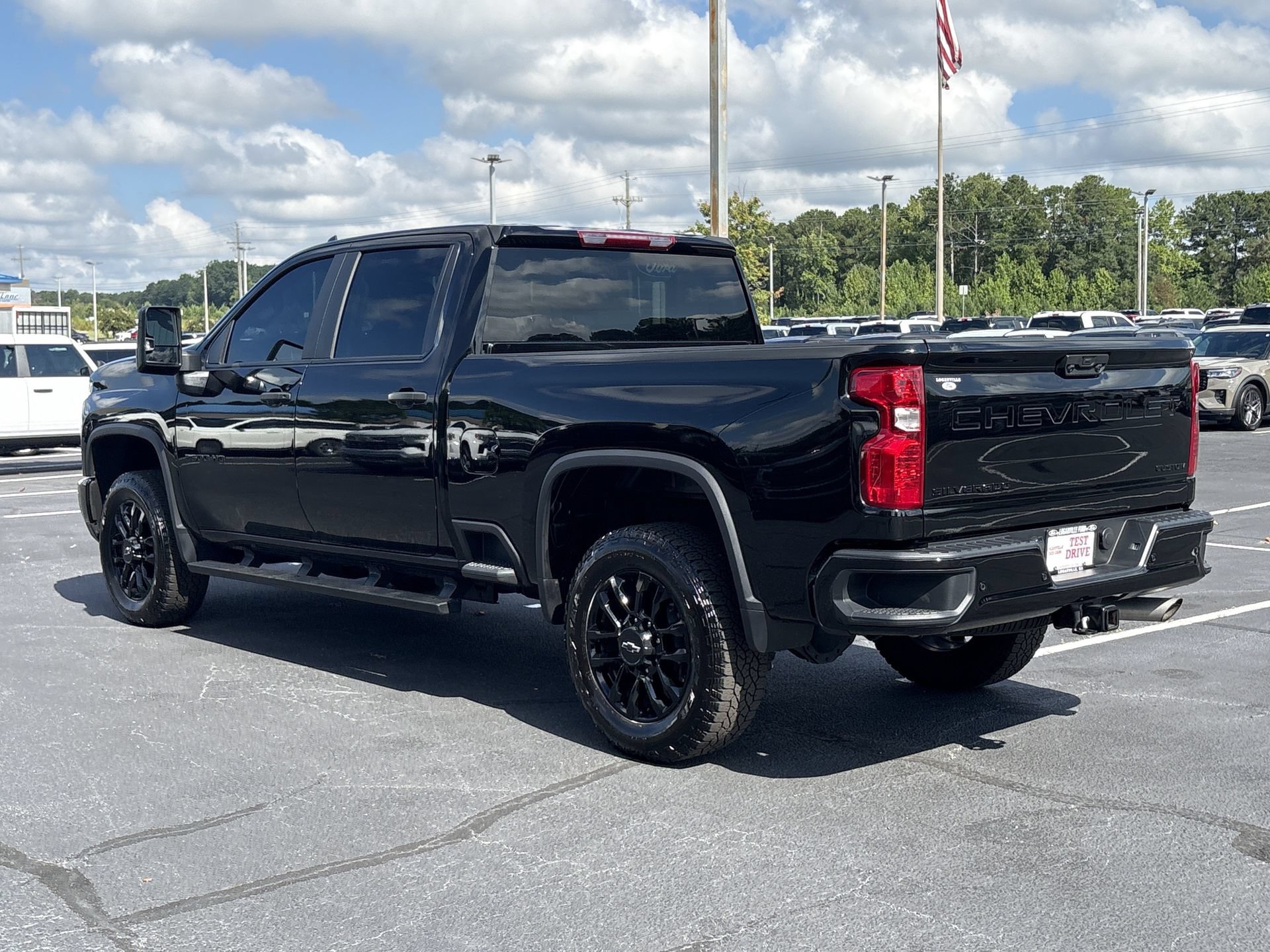 Used 2025 Chevrolet Silverado 2500 Custom w/ Custom Value Package RWD image 19