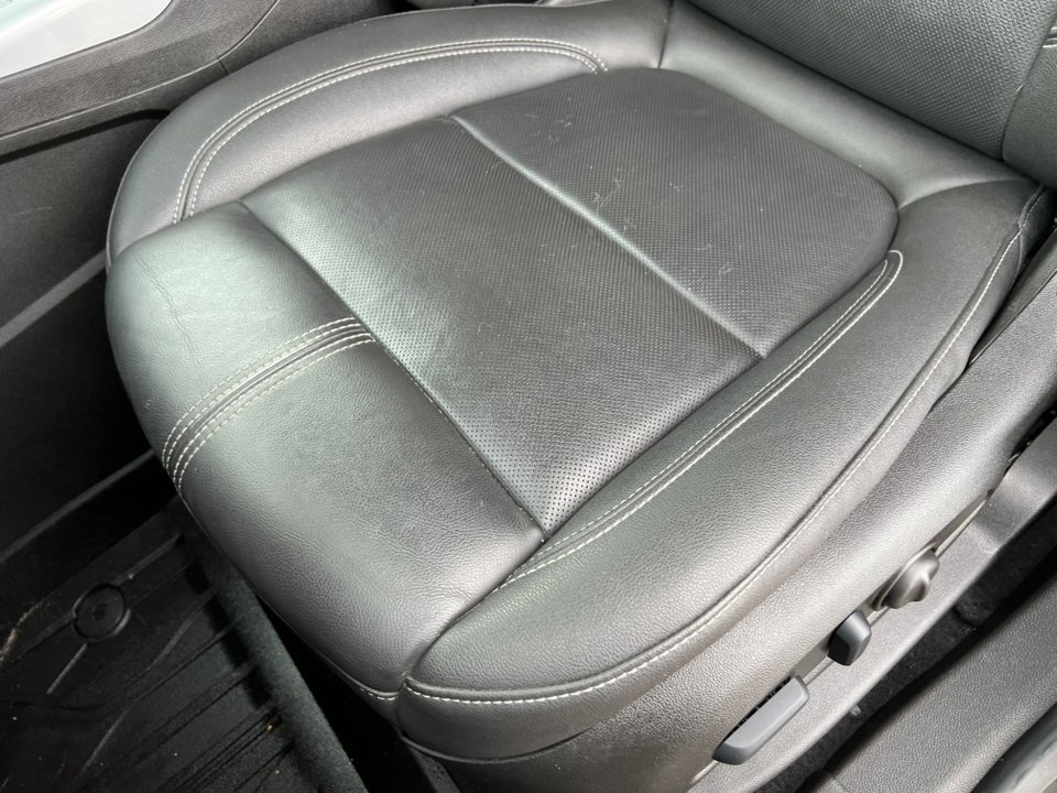 Used 2023 Chevrolet Blazer LT image 16