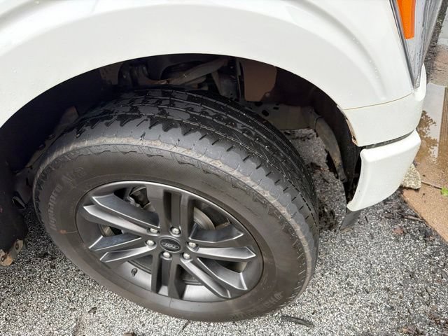 Certified 2022 Ford F150 Lariat AWD/4WD image 5