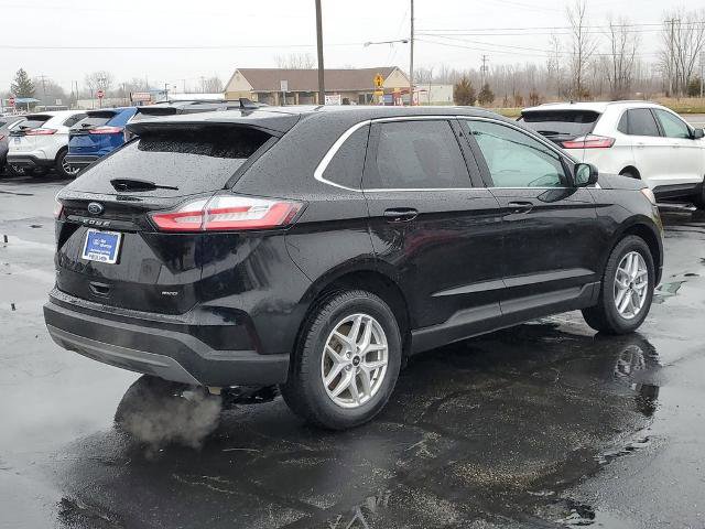 Certified 2023 Ford Edge SEL w/ Convenience Package AWD/4WD image 3
