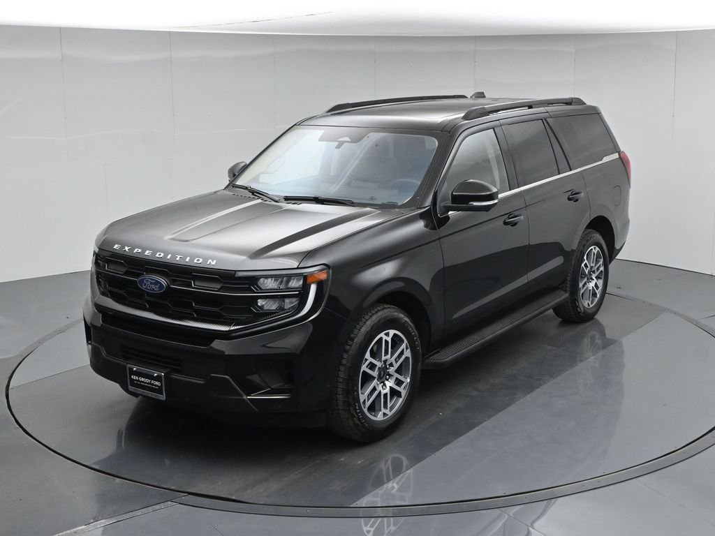 Certified 2025 Ford Expedition Active AWD/4WD image 42