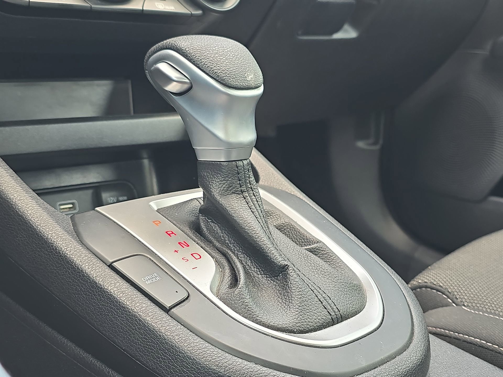 Used 2022 Kia Forte LXS w/ LXS Technology Package FWD image 19