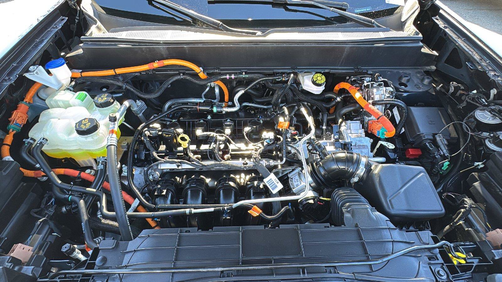 Certified 2023 Ford Maverick XLT w/ XLT Luxury Package FWD image 9