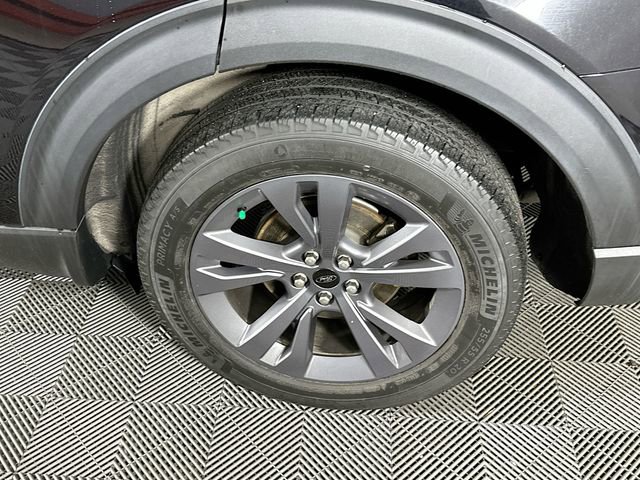 Certified 2023 Ford Explorer XLT w/ Equipment Group 202A image 37