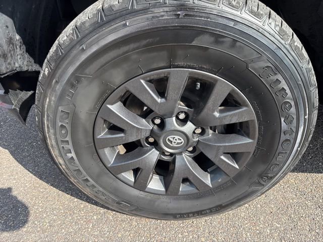 Used 2023 Toyota Tacoma SR5 AWD/4WD image 10