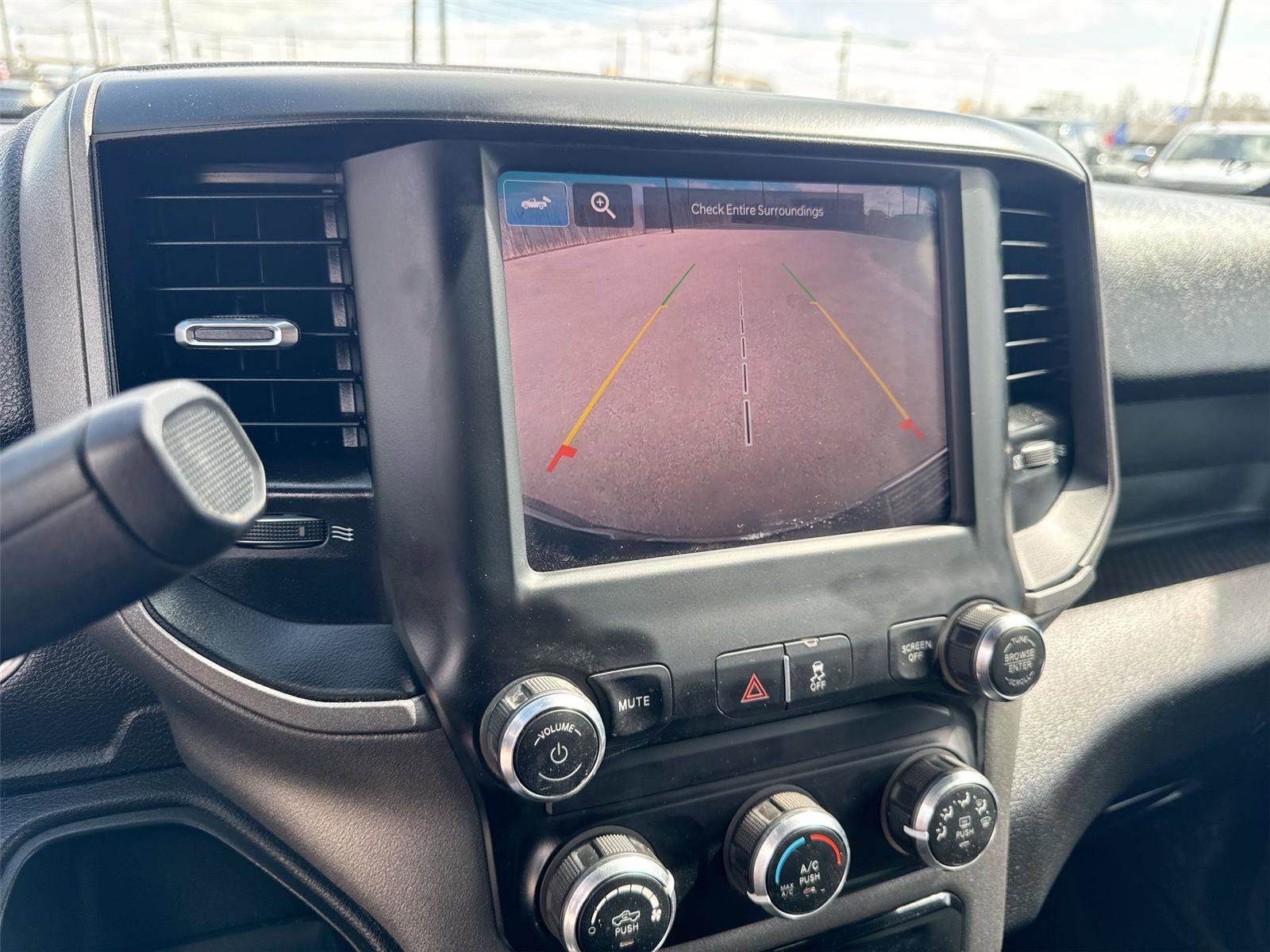 Used 2022 RAM 3500 Tradesman image 23