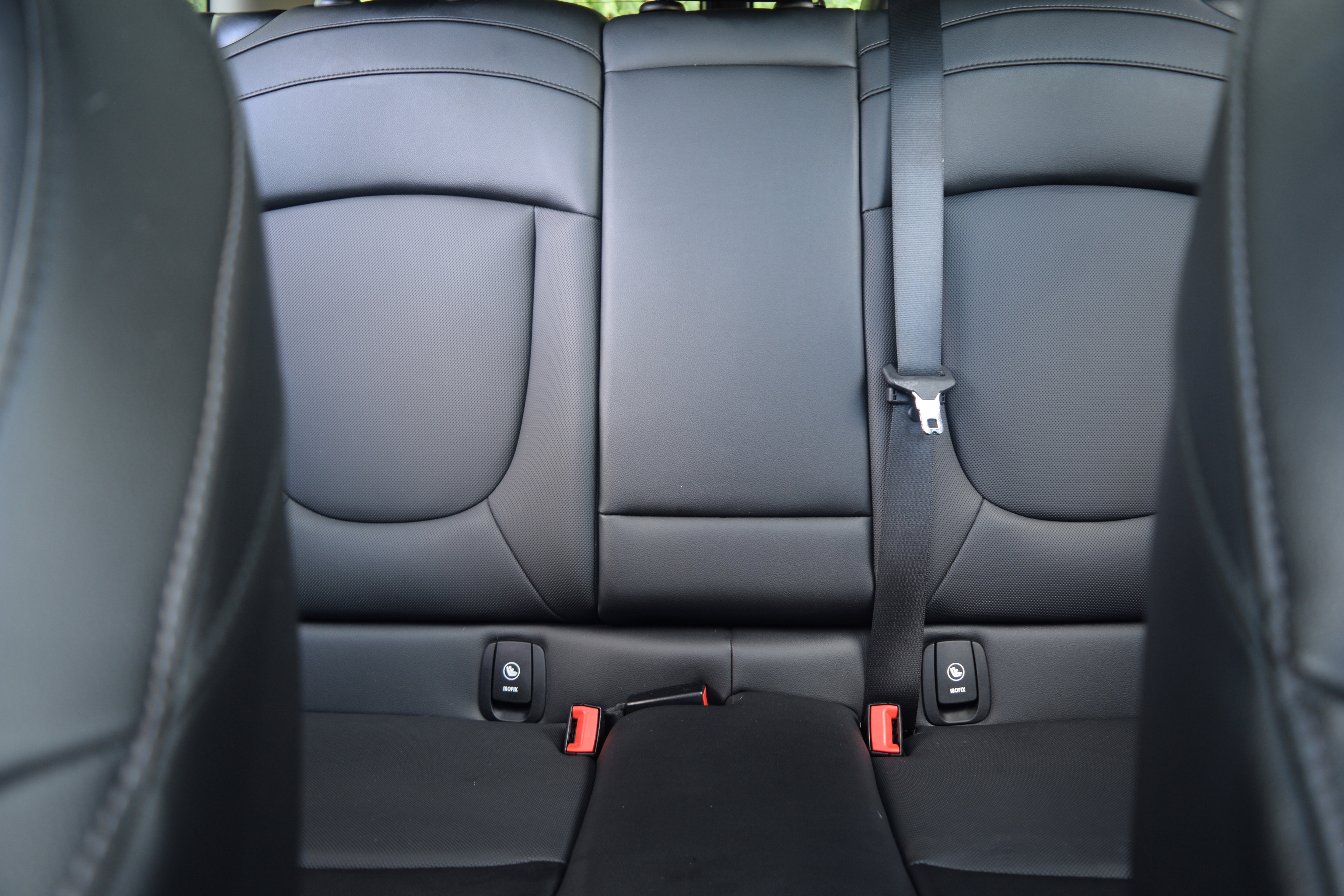 Used 2019 MINI Cooper Clubman S image 17