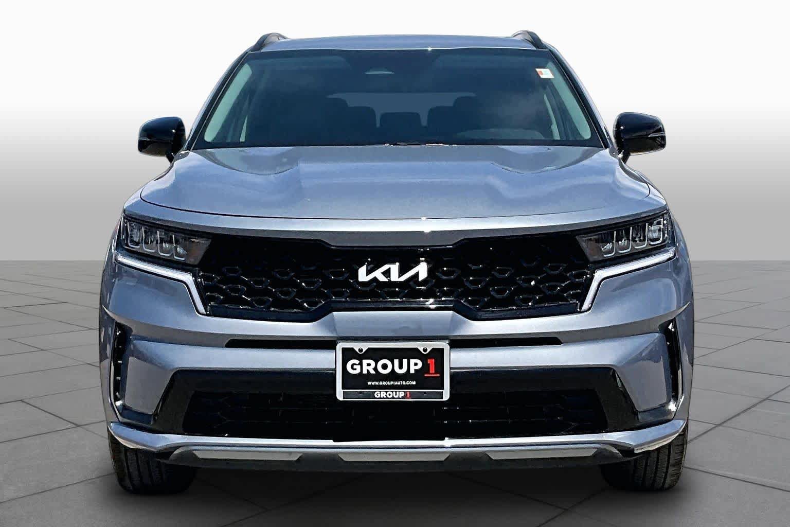 Used 2022 Kia Sorento S FWD image 4