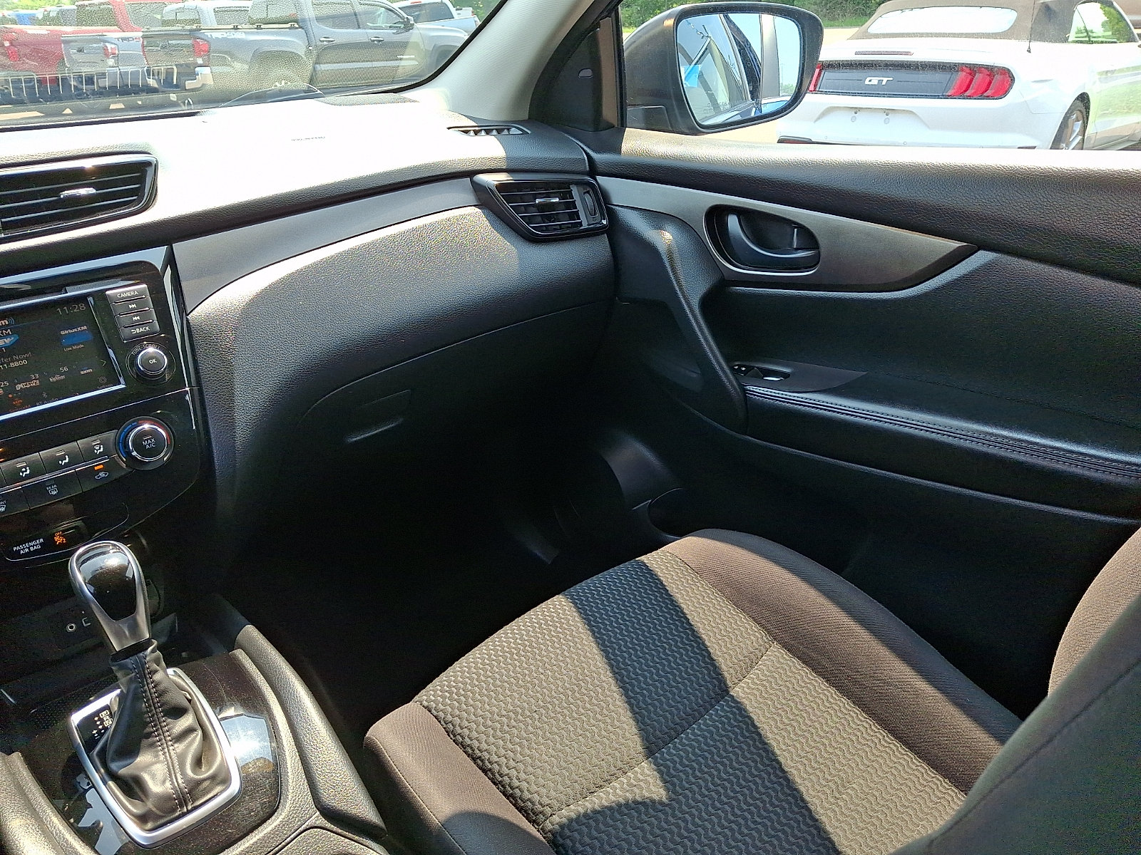 Used 2019 Nissan Rogue Sport S AWD/4WD image 16