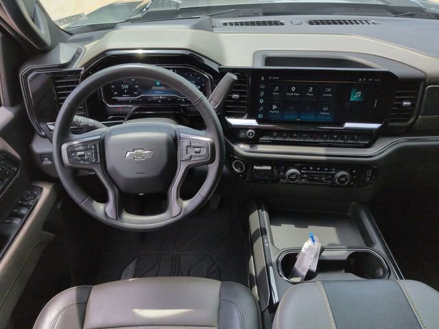 Used 2025 Chevrolet Silverado 2500 ZR2 w/ Technology Package AWD/4WD image 19