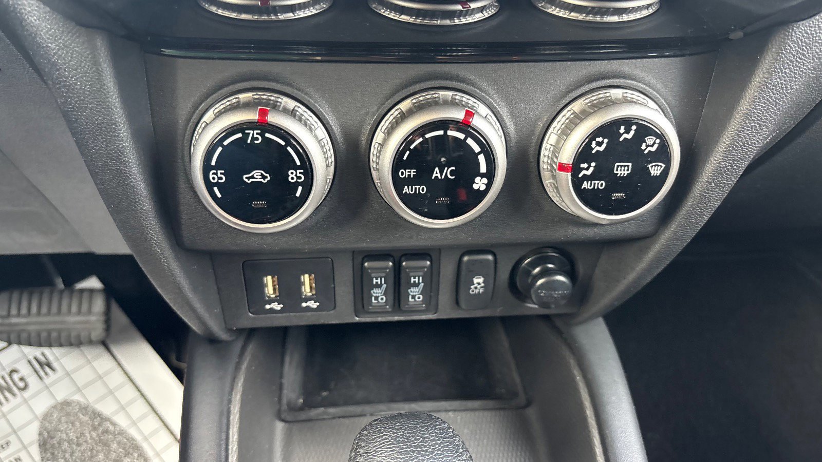 Used 2024 Mitsubishi Outlander Sport SE image 38