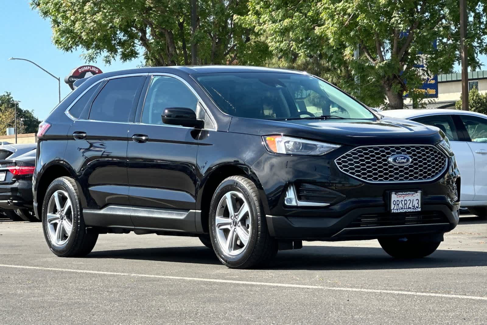 Certified 2024 Ford Edge SEL w/ Convenience Package AWD/4WD image 10