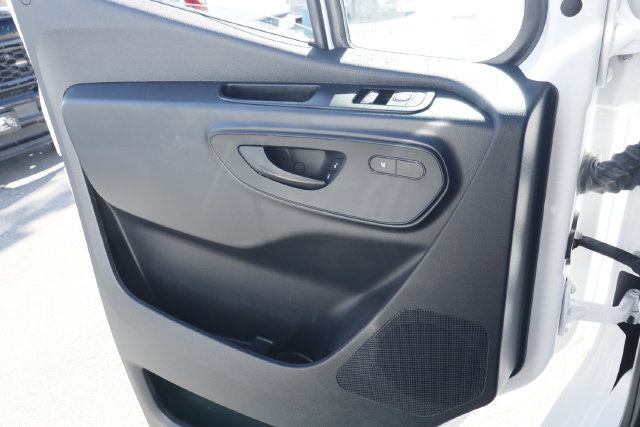 Used 2024 Mercedes-Benz Sprinter 2500 image 24