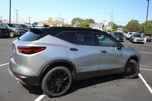 Used 2023 Chevrolet Blazer LT w/ Convenience Package FWD image 8
