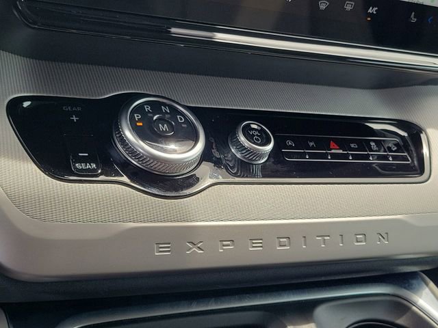 Certified 2025 Ford Expedition Max Active AWD/4WD image 11