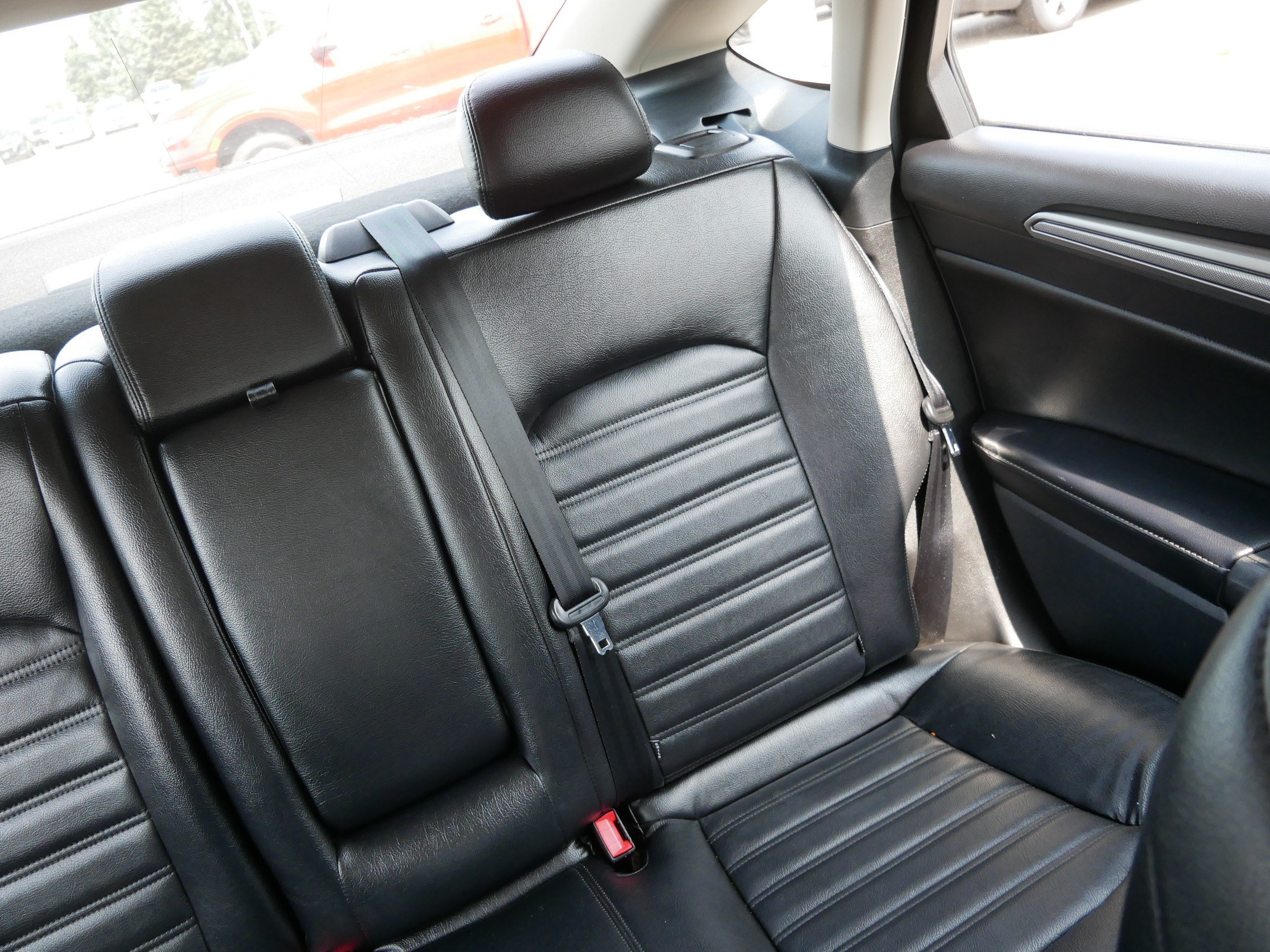 Certified 2019 Ford Fusion SE FWD image 14