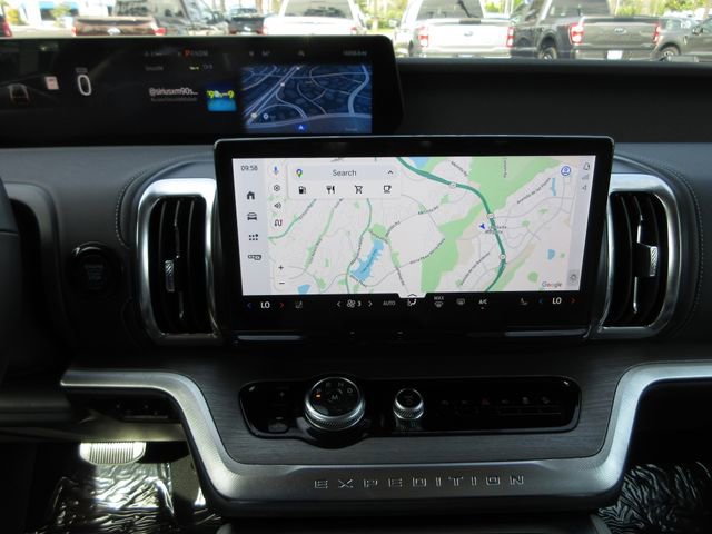 Certified 2025 Ford Expedition Max Platinum image 16