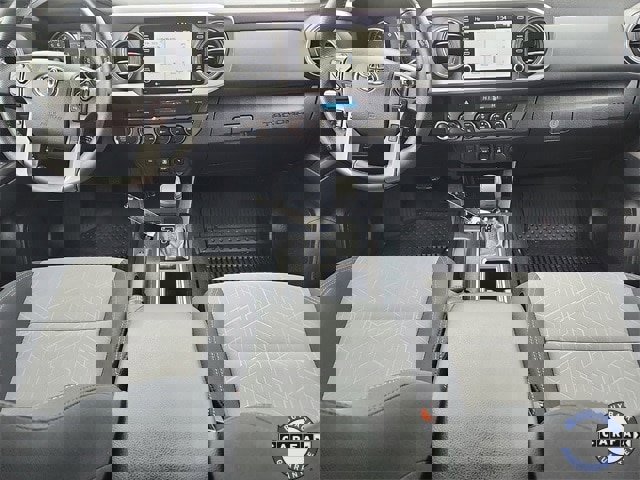 Used 2023 Toyota Tacoma TRD Sport image 8