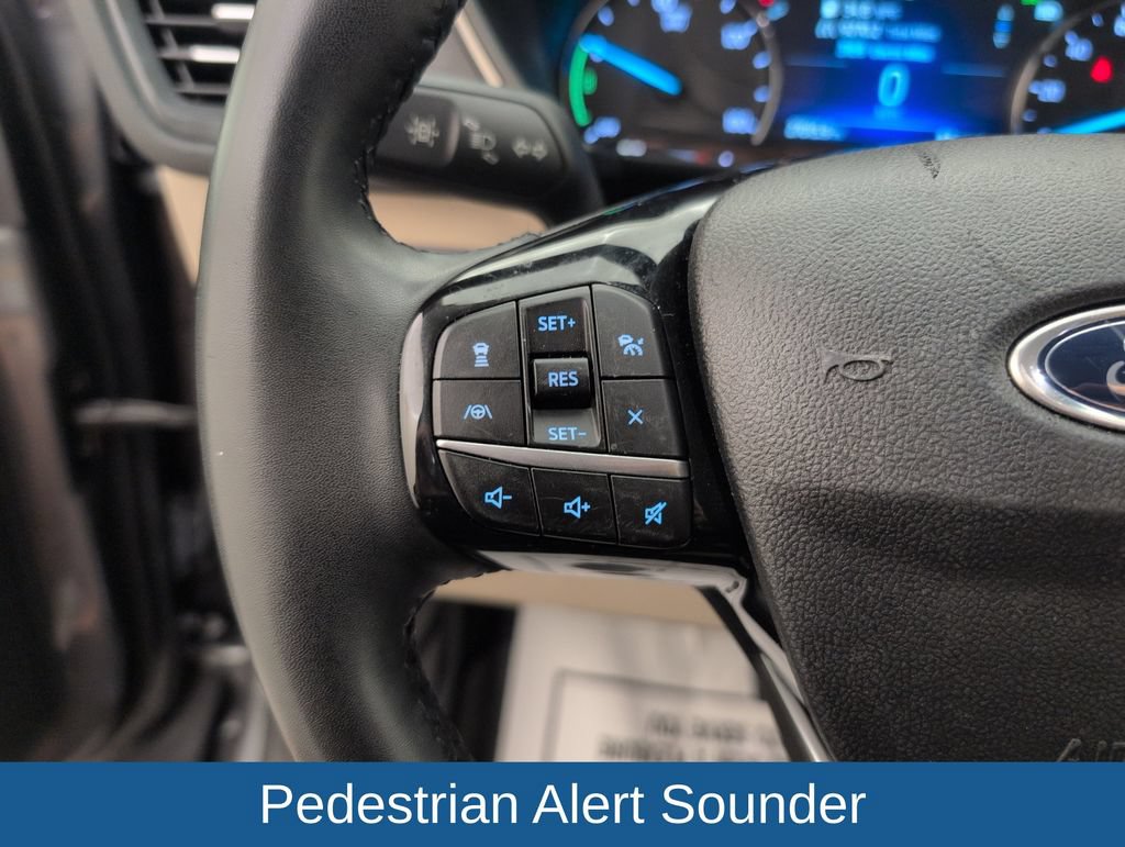 Certified 2022 Ford Escape SEL AWD/4WD image 36