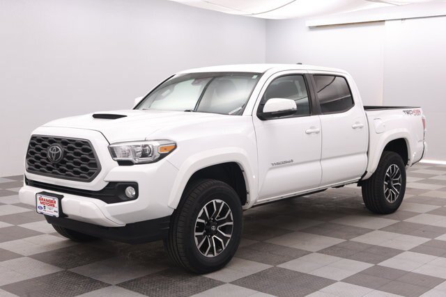 Used 2021 Toyota Tacoma TRD Sport w/ Advanced Technology Package AWD/4WD image 5