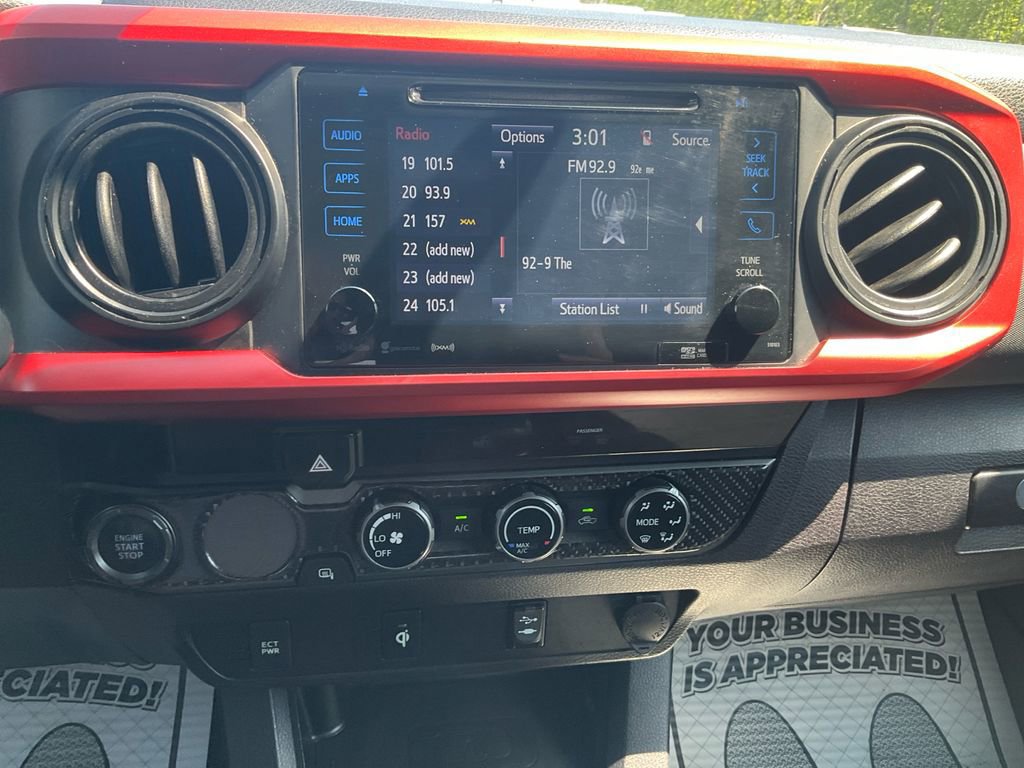 Used 2017 Toyota Tacoma TRD Sport RWD image 23