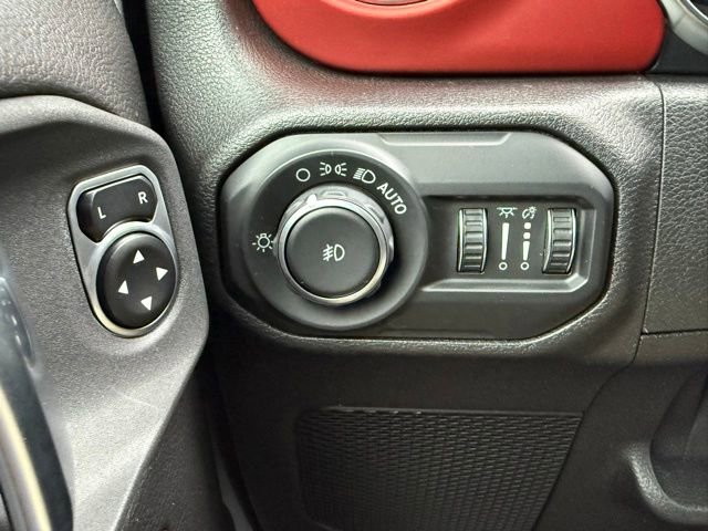 Used 2020 Jeep Wrangler Unlimited Rubicon AWD/4WD image 33