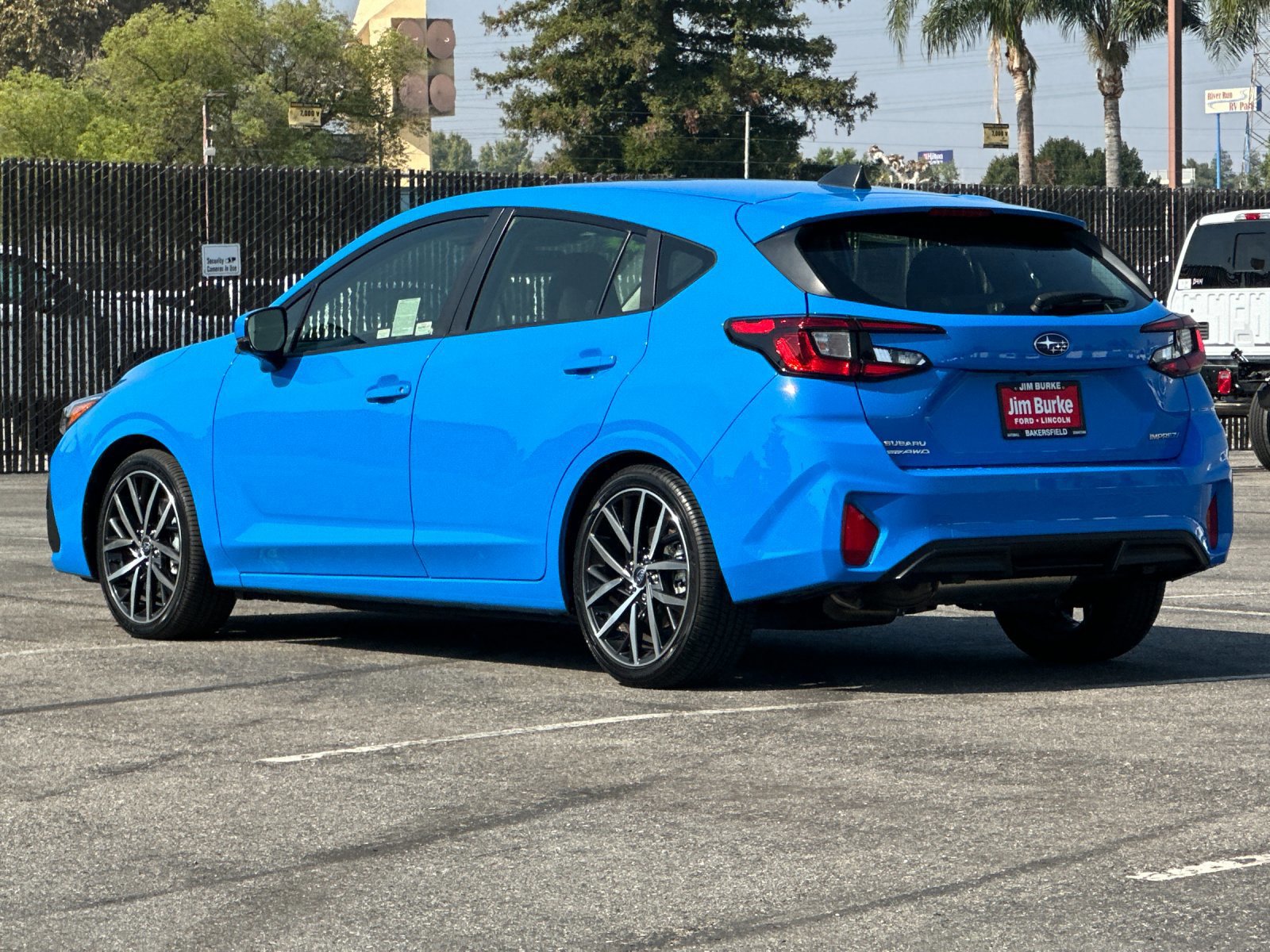 Used 2024 Subaru Impreza 2.0i Sport image 3