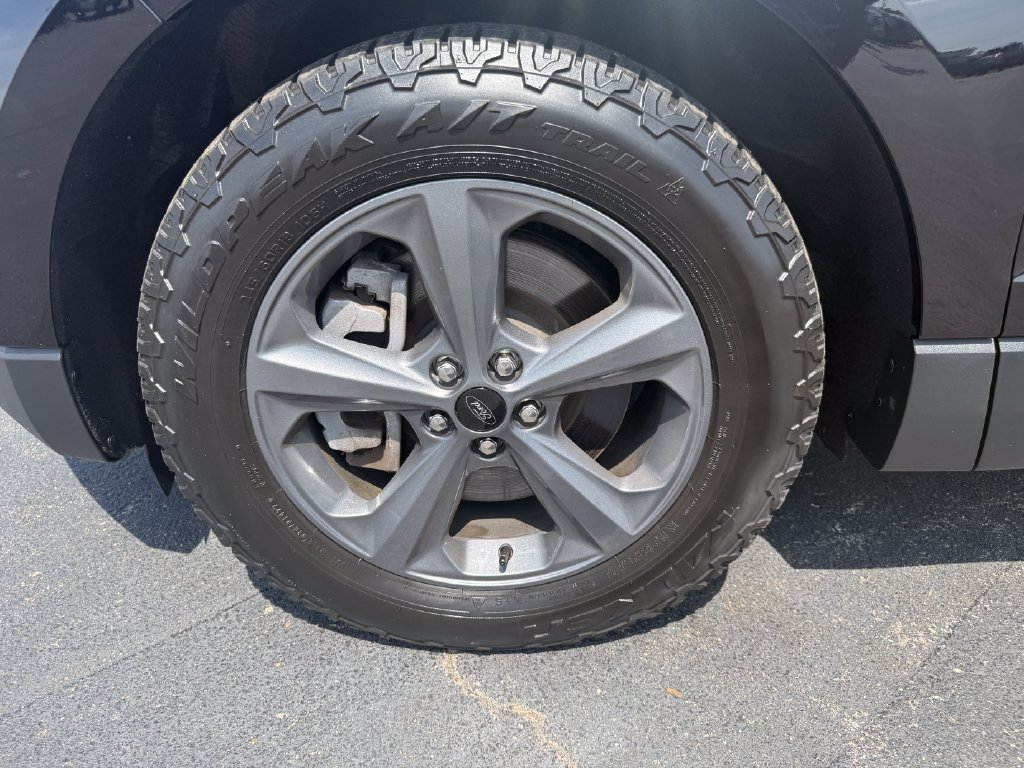 Certified 2023 Ford Edge SEL w/ Sport Appearance Package AWD/4WD image 12