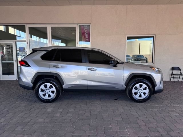 Used 2025 Toyota RAV4 LE AWD/4WD image 6