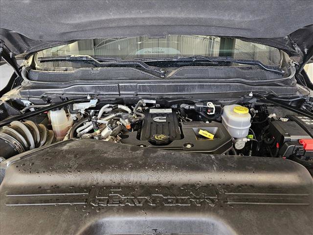 Used 2025 RAM 2500 Laramie AWD/4WD image 23