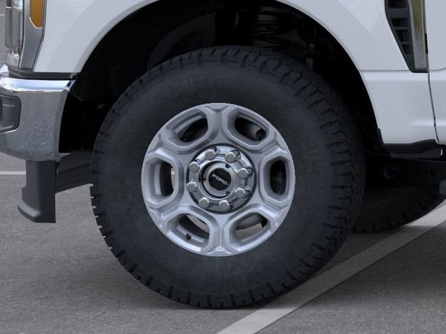 Certified 2026 Ford F350 XLT w/ FX4 Off-Road Package AWD/4WD image 19