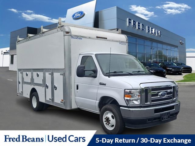 Certified 2023 Ford E-450 and Econoline 450 Super Duty w/ Power Windows & Locks Group